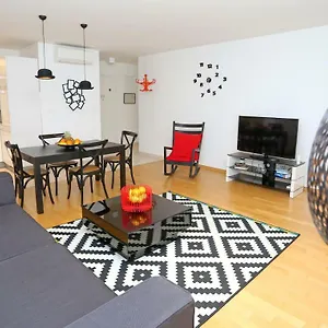  Apartamento Luxury Apts Leone Centre
